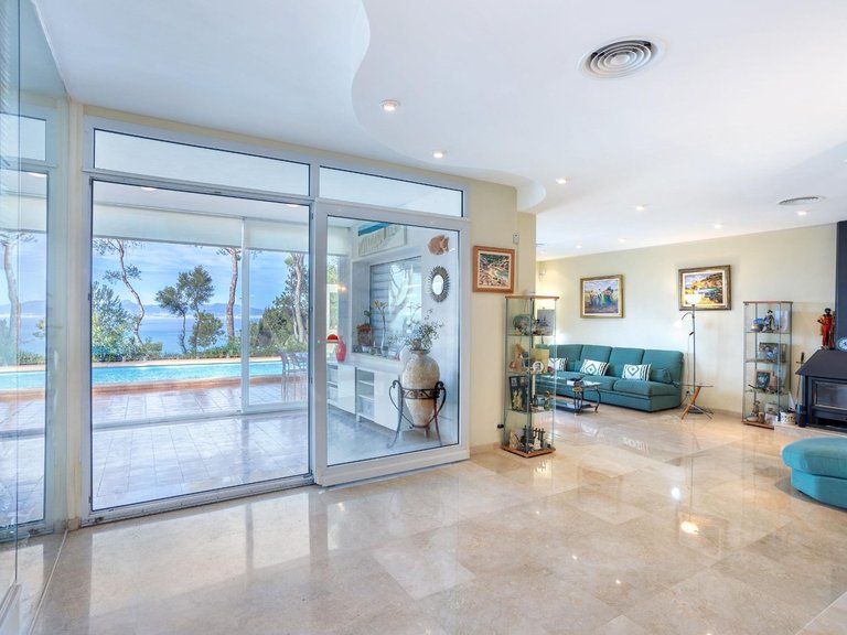 Villa for Sale in Badia Blava, Llucmajor, Balearic Islands 13