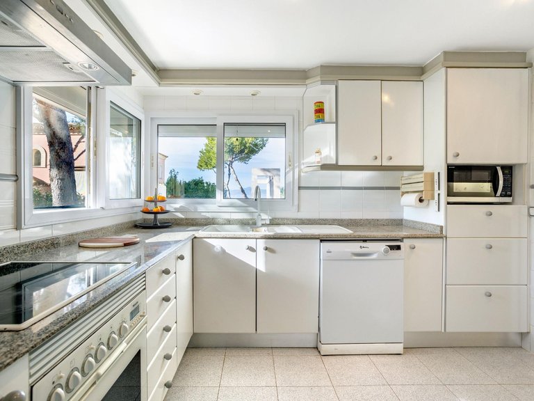 Villa for Sale in Badia Blava, Llucmajor, Balearic Islands 18