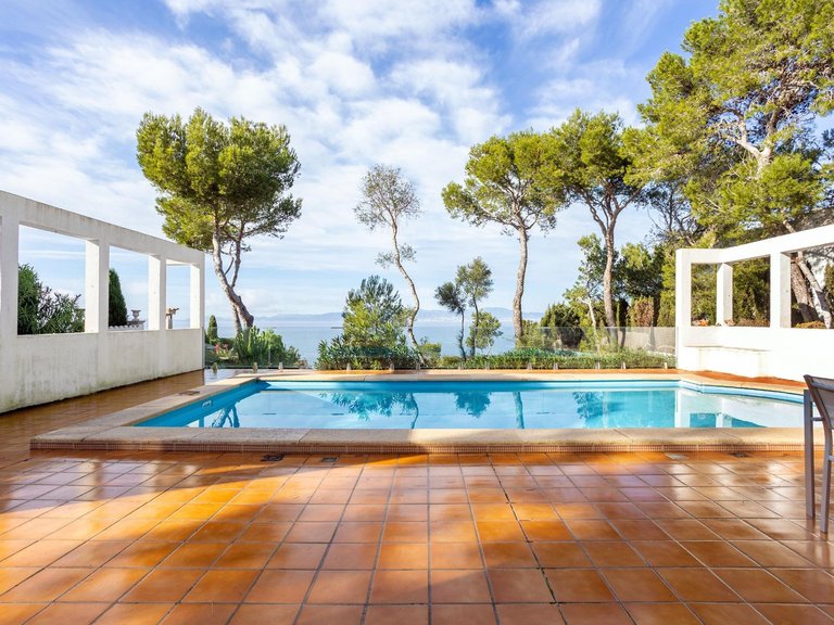 Villa for Sale in Badia Blava, Llucmajor, Balearic Islands 27