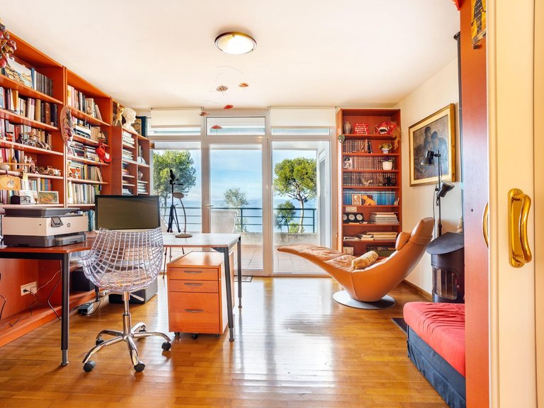 Villa for Sale in Badia Blava, Llucmajor, Balearic Islands 38