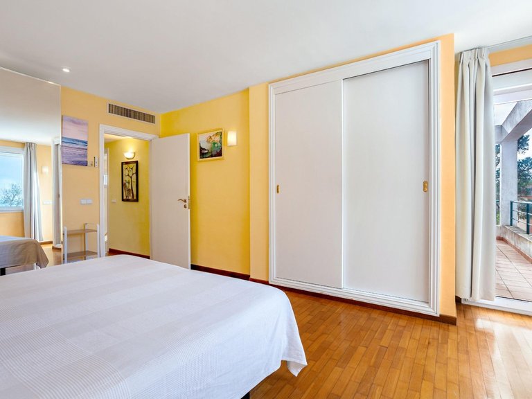 Villa for Sale in Badia Blava, Llucmajor, Balearic Islands 44