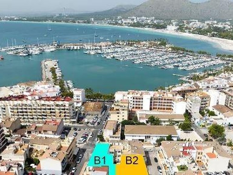 Apartment for Sale in Puerto de alcúdia, Alcúdia, Balearic Islands 3