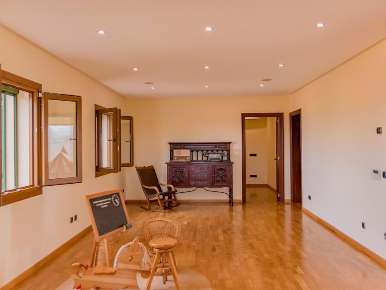 Villa for Sale in Sant Jordi, Palma De Mallorca, Balearic Islands 32