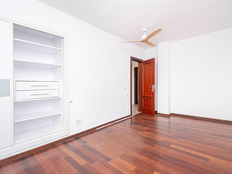 Apartment for Sale in Porto Pí, Palma De Mallorca, Balearic Islands 13