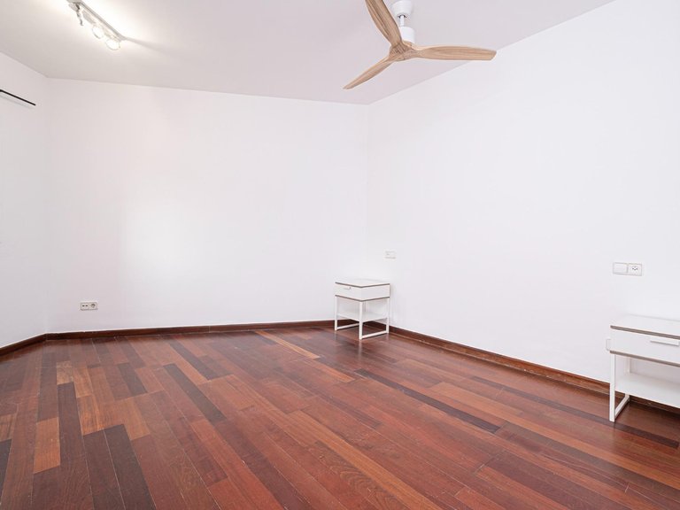 Apartment for Sale in Porto Pí, Palma De Mallorca, Balearic Islands 39