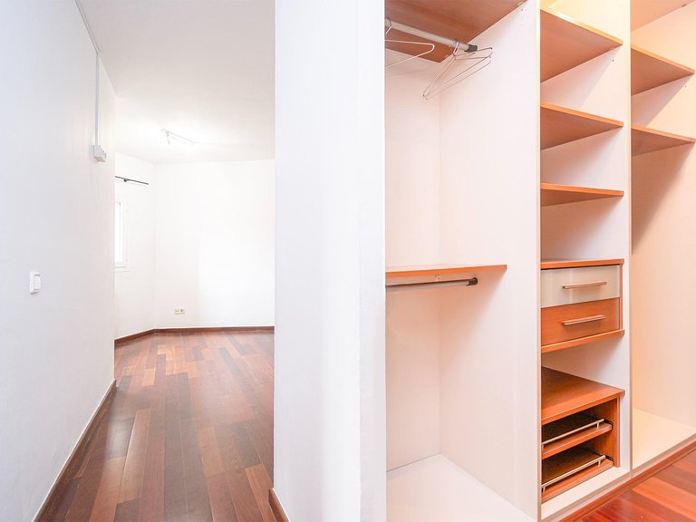 Apartment for Sale in Porto Pí, Palma De Mallorca, Balearic Islands 43
