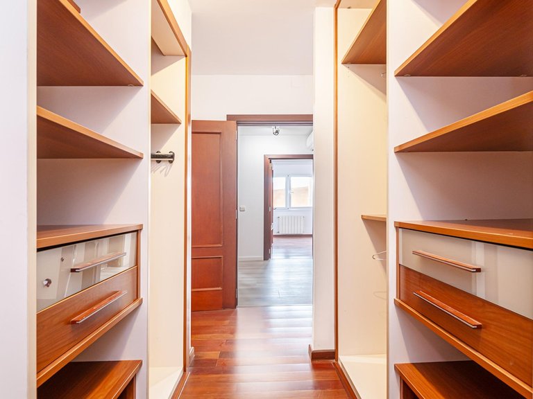 Apartment for Sale in Porto Pí, Palma De Mallorca, Balearic Islands 44