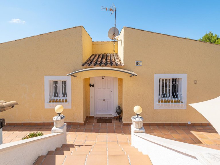 Villa for Sale in Costa de la Calma, Calvià, Balearic Islands 15