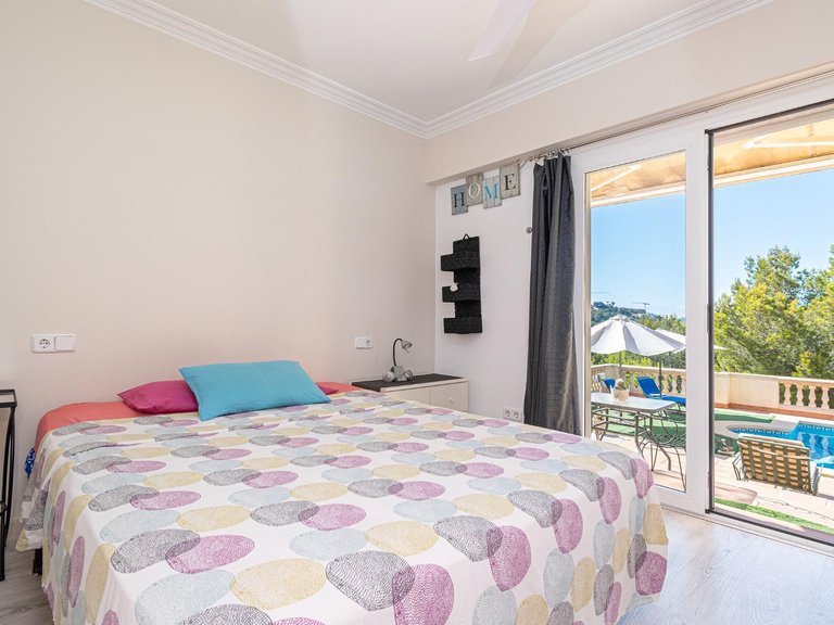 Villa for Sale in Costa de la Calma, Calvià, Balearic Islands 37