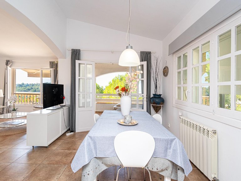 Villa for Sale in Costa de la Calma, Calvià, Balearic Islands 9
