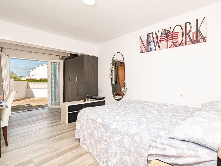 Villa for Sale in Badia Blava, Llucmajor, Balearic Islands 5