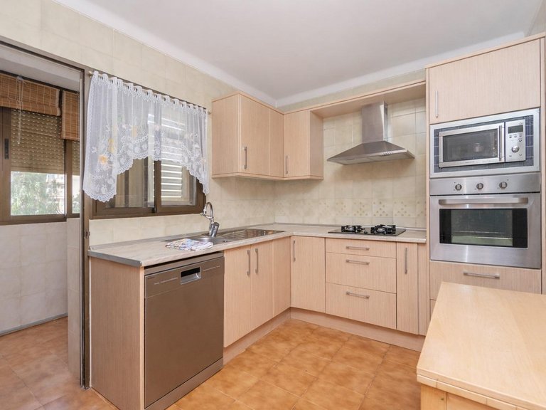 Apartment for Sale in Porto Pí, Palma De Mallorca, Balearic Islands 15