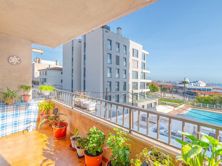 Apartment for Sale in Porto Pí, Palma De Mallorca, Balearic Islands 2