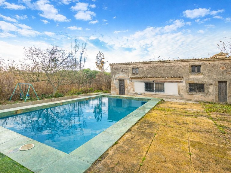 Country House for Sale in Pobla (Sa), Sa Pobla, Balearic Islands 11