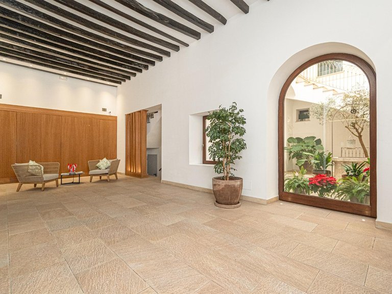 Apartment for Sale in Centro, Palma De Mallorca, Balearic Islands 21