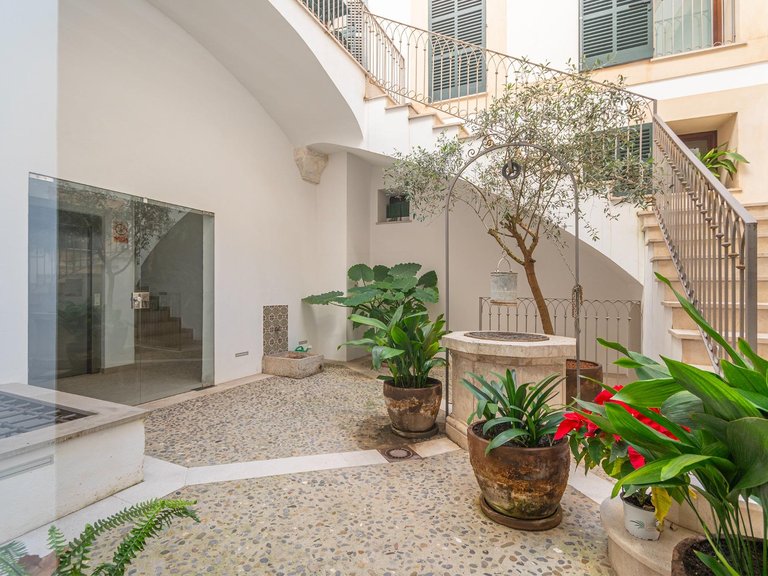 Apartment for Sale in Centro, Palma De Mallorca, Balearic Islands 23