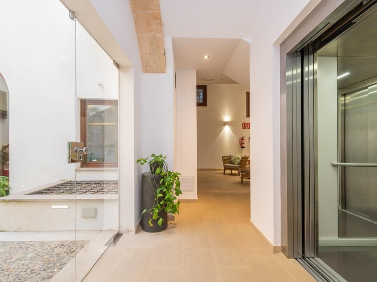 Apartment for Sale in Centro, Palma De Mallorca, Balearic Islands 29