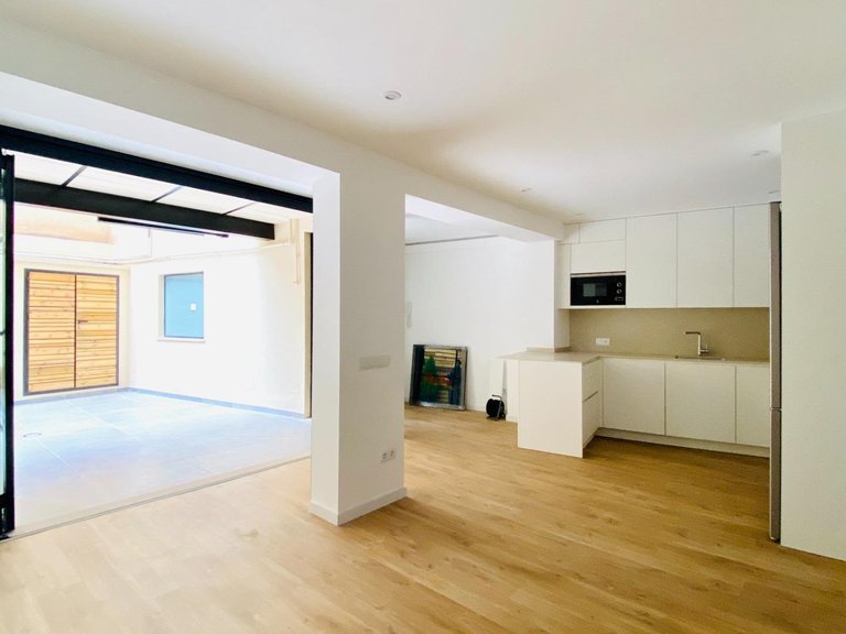 Apartment for Sale in Centro, Palma De Mallorca, Balearic Islands 4