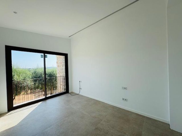 Country House for Sale in Petra, Balearic Islands 26