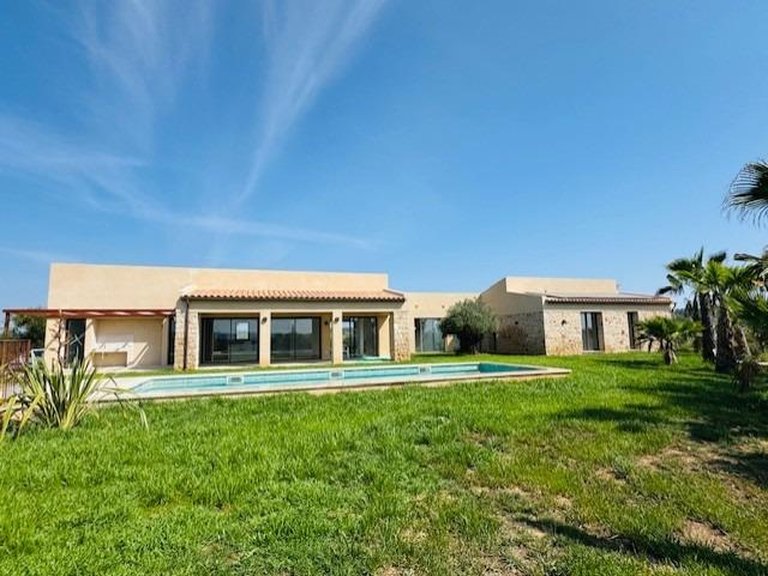 Country House for Sale in Petra, Balearic Islands 40