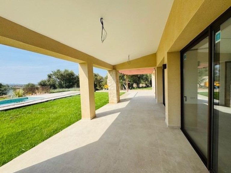 Country House for Sale in Petra, Balearic Islands 7