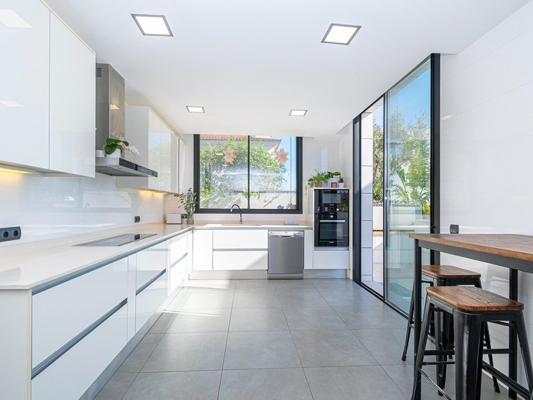 Villa for Sale in Son Roca - Son Ximelis - Son Anglada, Palma De Mallorca, Balearic Islands 6