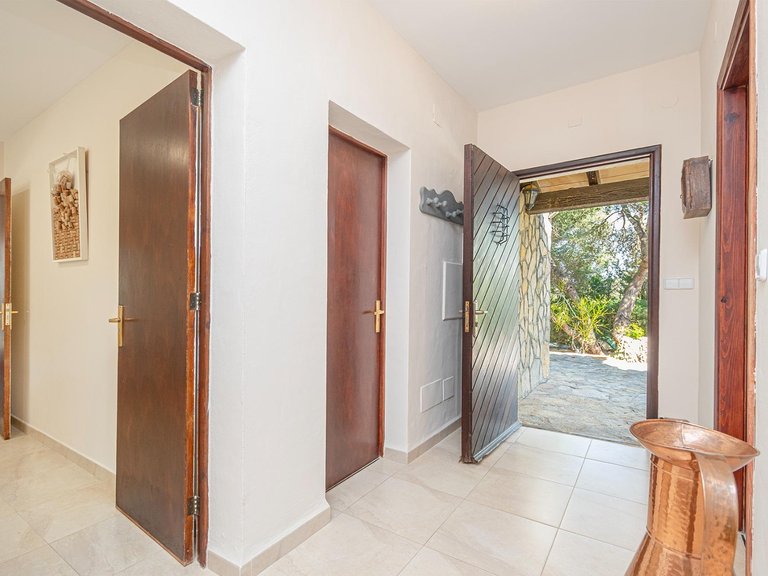 Villa for Sale in Cala Murada, Manacor, Balearic Islands 16