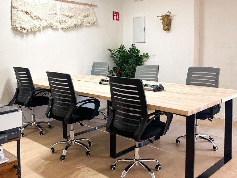 Commercial for Sale in El Fortí, Palma De Mallorca, Balearic Islands 21