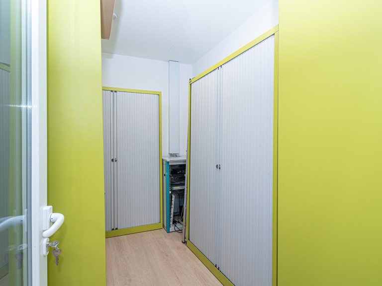 Commercial for Sale in El Fortí, Palma De Mallorca, Balearic Islands 24
