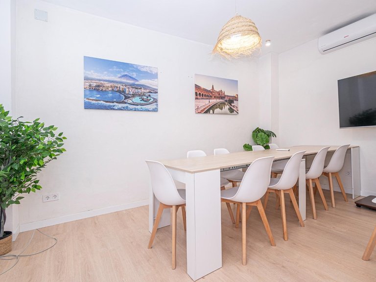 Commercial for Sale in El Fortí, Palma De Mallorca, Balearic Islands 6