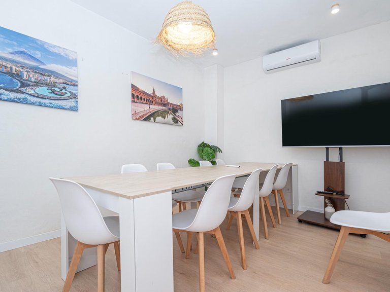Commercial for Sale in El Fortí, Palma De Mallorca, Balearic Islands 7