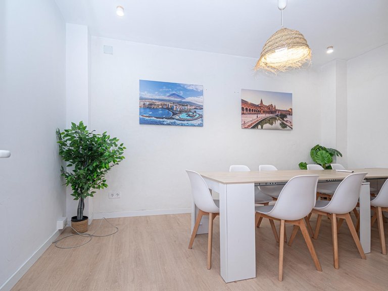 Commercial for Sale in El Fortí, Palma De Mallorca, Balearic Islands 8