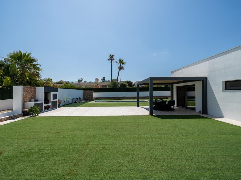 Villa for Sale in Sa Torre, Llucmajor, Balearic Islands 16