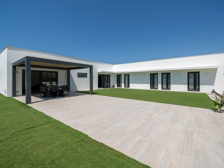 Villa for Sale in Sa Torre, Llucmajor, Balearic Islands 3