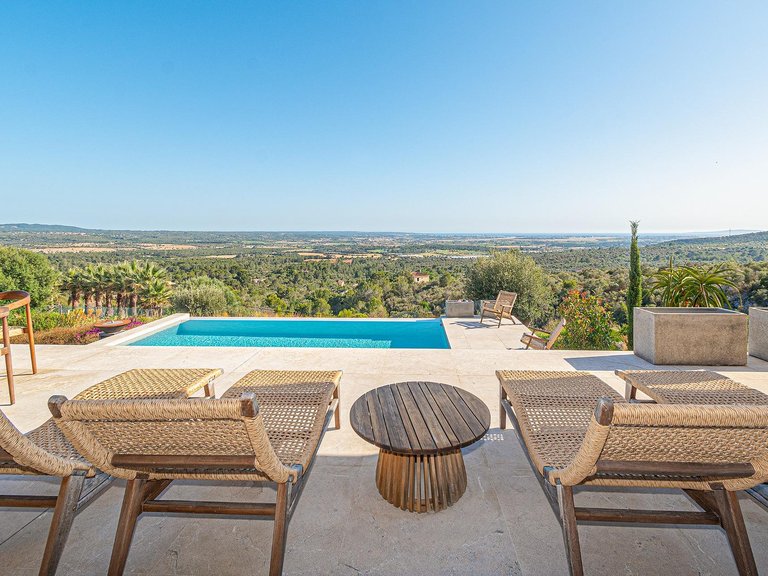 Villa for Sale in Puntiró, Palma De Mallorca, Balearic Islands 13