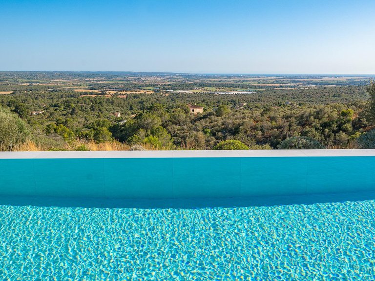 Villa for Sale in Puntiró, Palma De Mallorca, Balearic Islands 6
