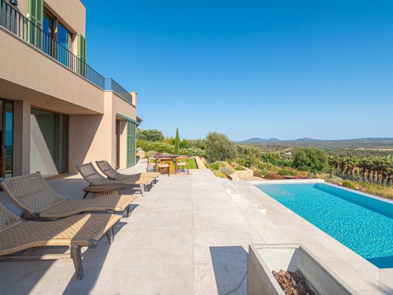Villa for Sale in Puntiró, Palma De Mallorca, Balearic Islands 7
