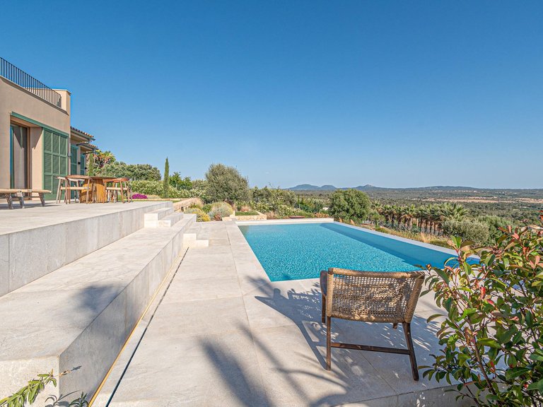 Villa for Sale in Puntiró, Palma De Mallorca, Balearic Islands 8