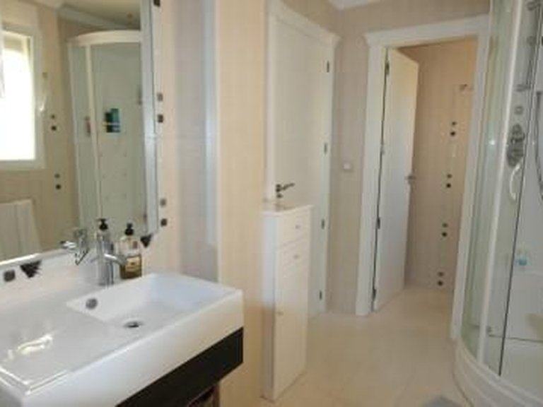 Villa for Sale in Escandinavia, L'alfas Del Pi, Alicante 10