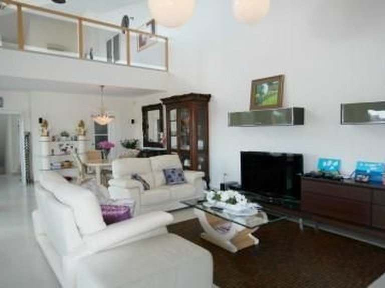 Villa for Sale in Escandinavia, L'alfas Del Pi, Alicante 11