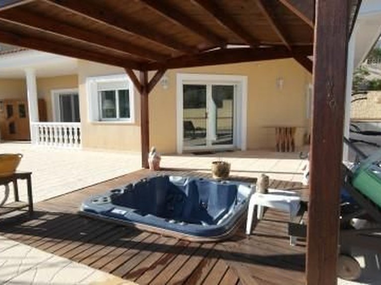 Villa for Sale in Escandinavia, L'alfas Del Pi, Alicante 7