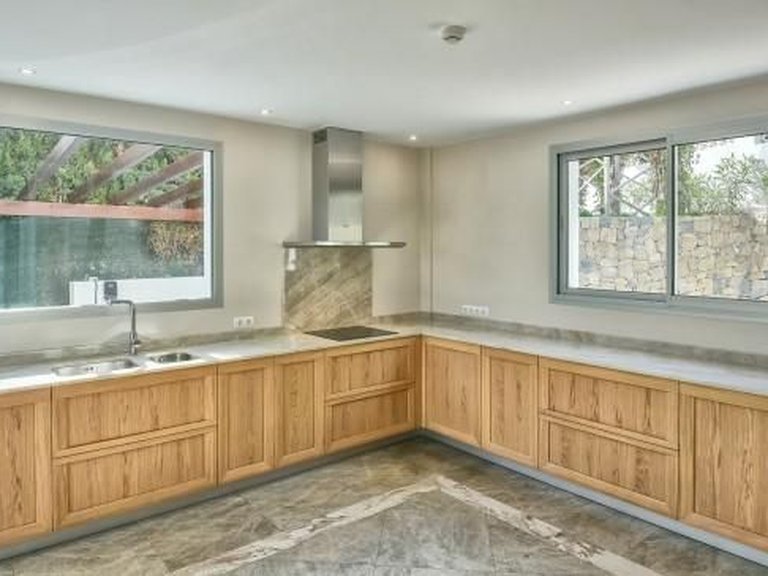 Villa for Sale in La Canuta, Calpe, Alicante 4