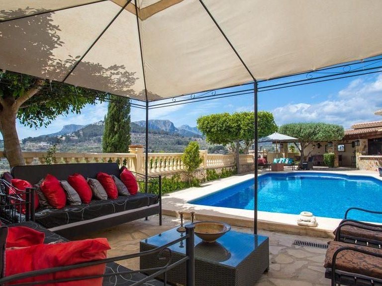 Villa for Sale in Calpe, Alicante 2