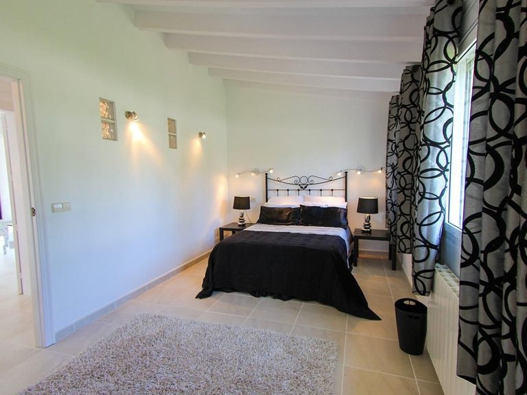 Villa for Sale in Calpe, Alicante 20