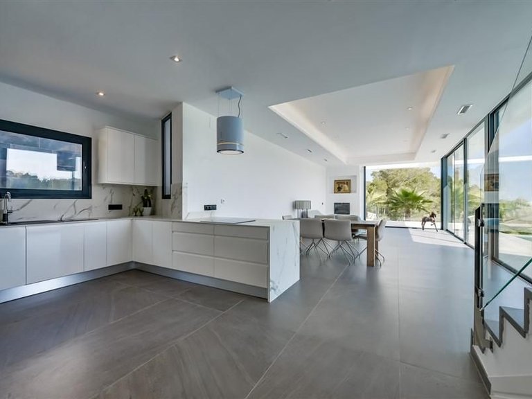 Villa for Sale in Tosalet, Jávea - Xàbia, Alicante 3