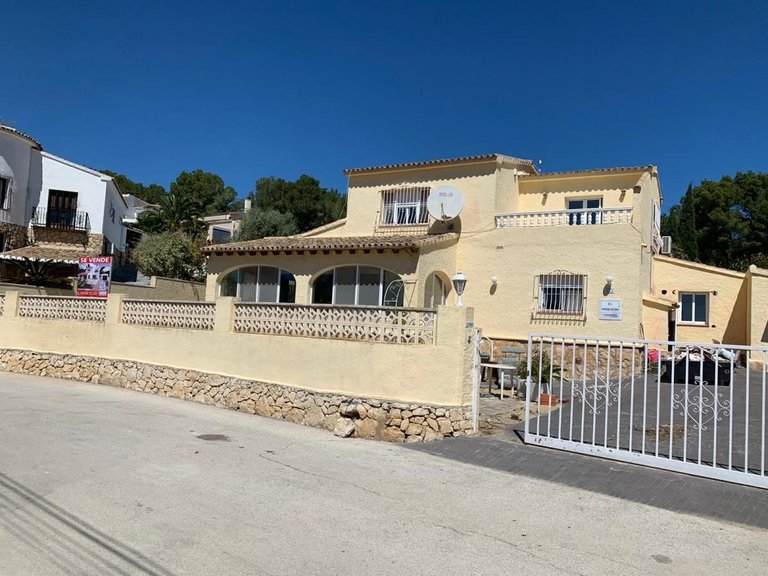 Villa for Sale in Tabaira, Moraira, Alicante 8
