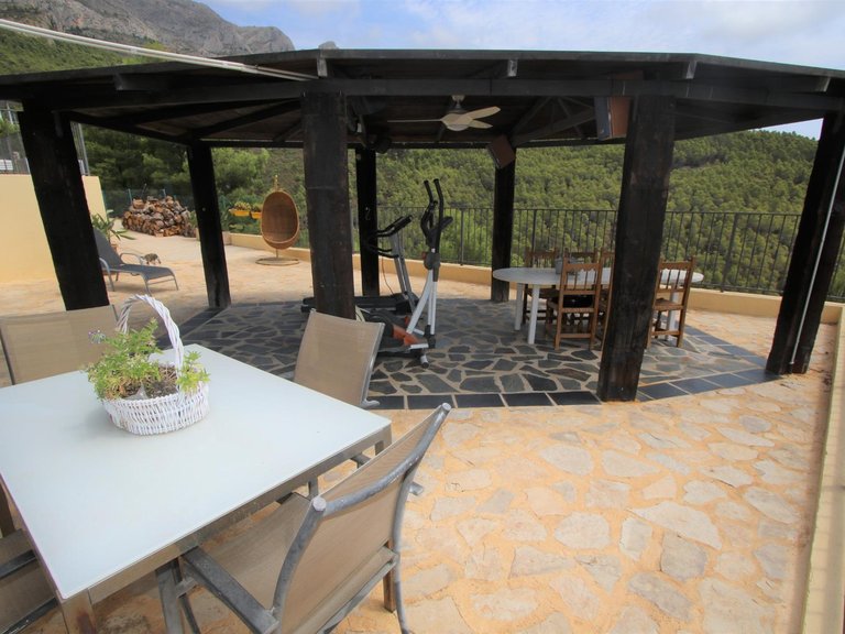 Villa for Sale in Callosa D en Sarria, Callosa D'en Sarrià, Alicante 10