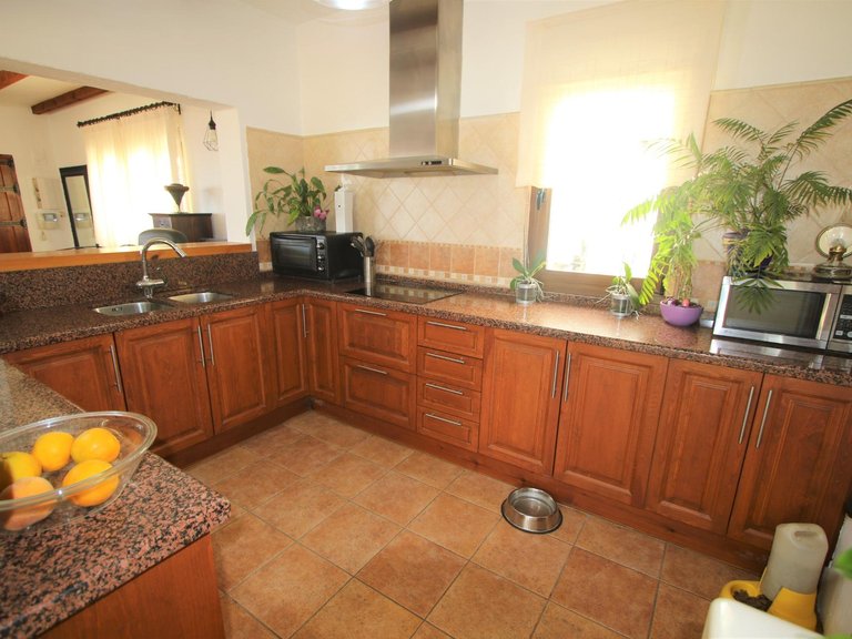 Villa for Sale in Callosa D en Sarria, Callosa D'en Sarrià, Alicante 26