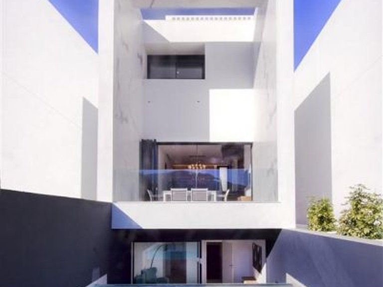 Villa for Sale in Albir, Alfaz Del Pi, Alicante 1