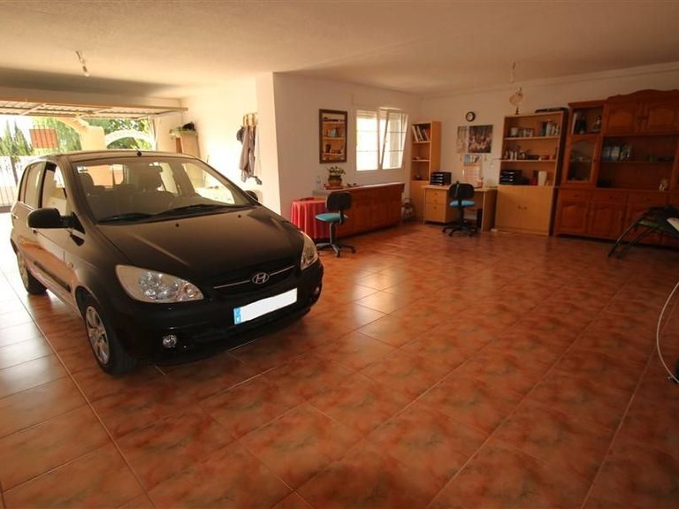 Villa for Sale in Los pinos, Calpe, Alicante 13